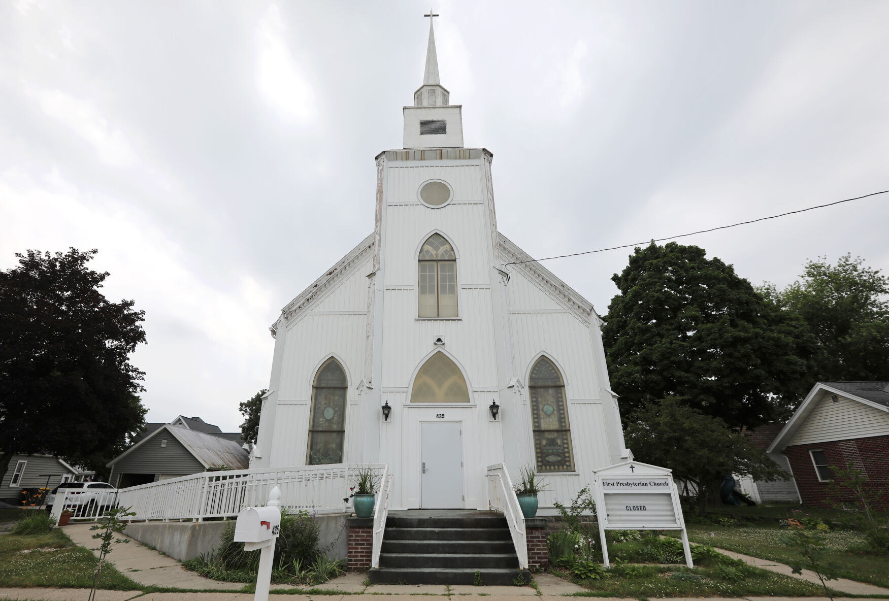 Exterior of church that is now Tom Jones' home